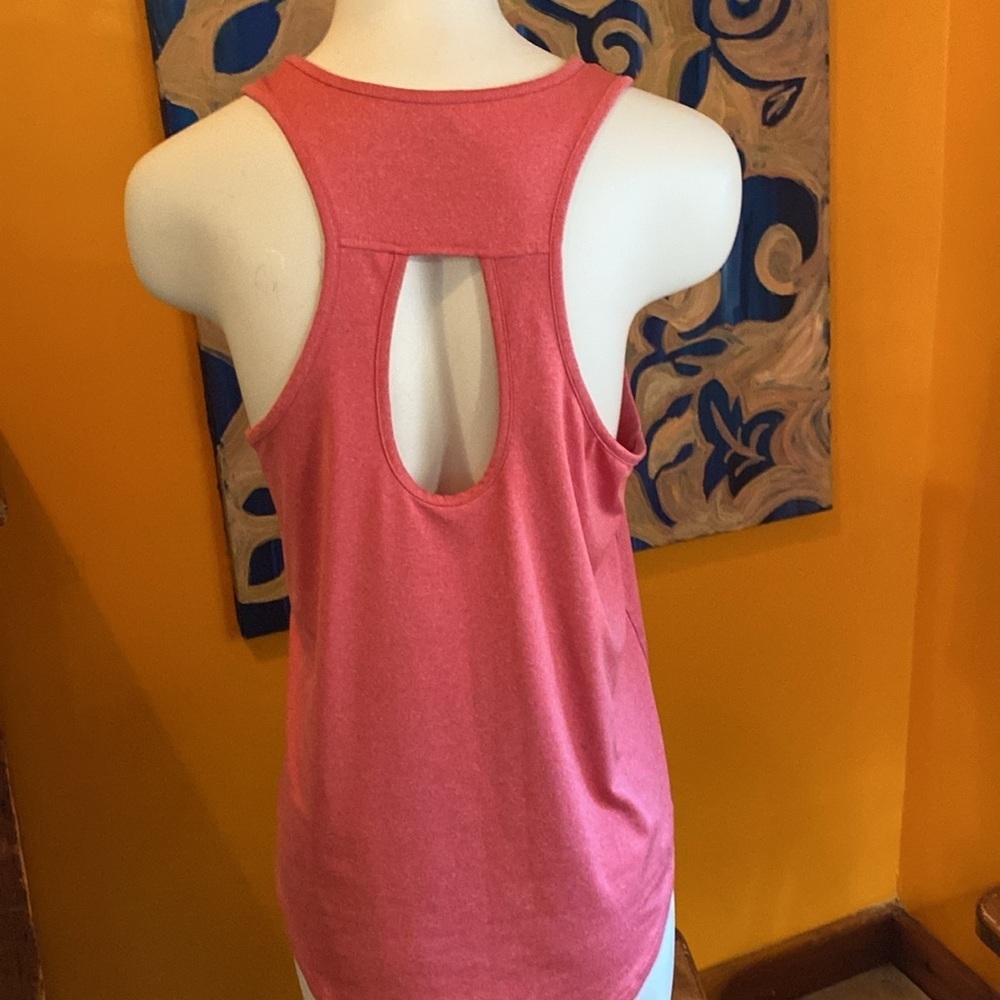 Athletic Tank With Key Hole Racer Back - Picture 3 of 4